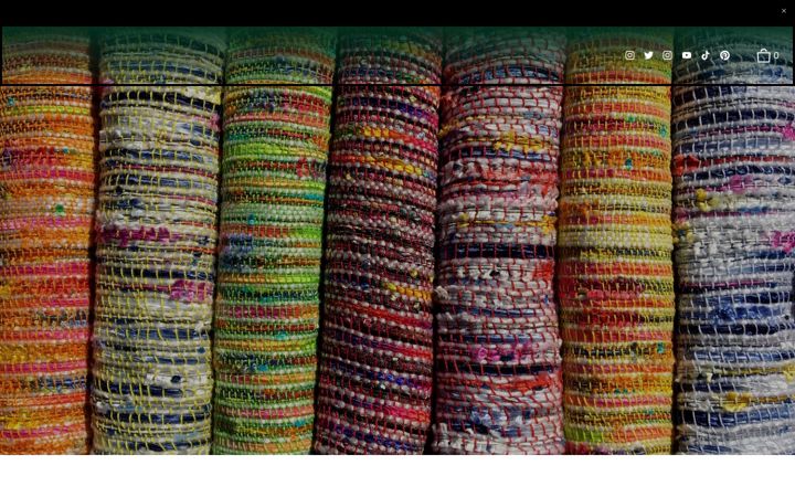 Screenshot of bluephoenixcreations.com