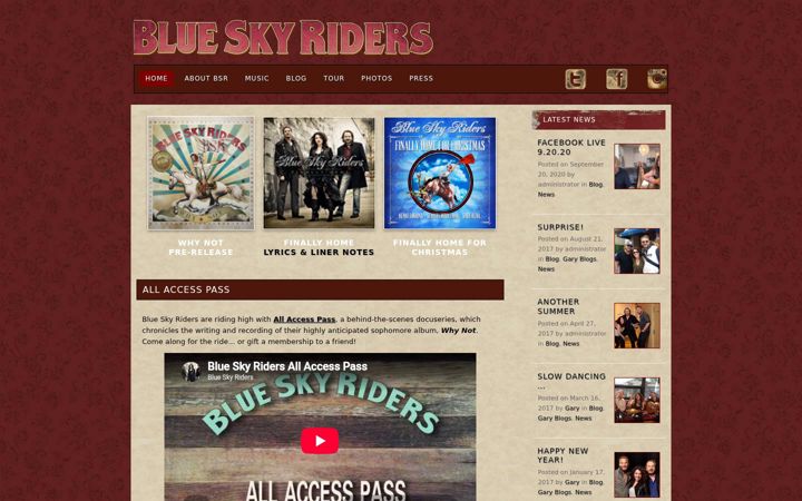 Screenshot of blueskyridersband.com