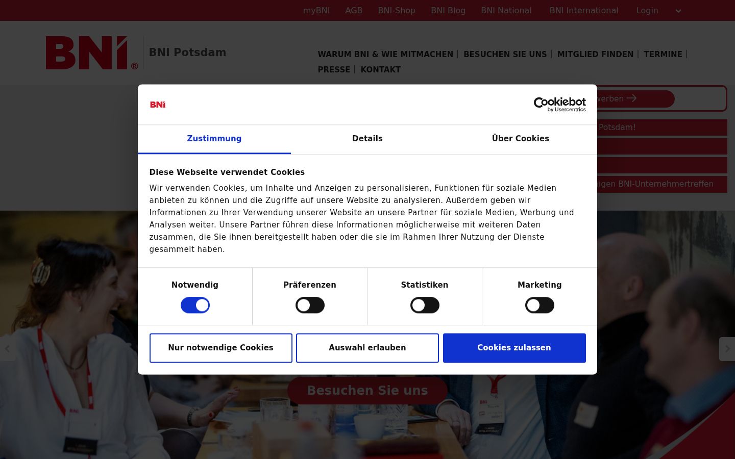 Posnetek zaslona pasice za privolitev, prikazane pred kakršno koli interakcijo