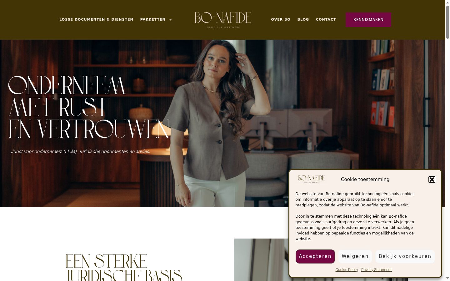 Screenshot of the consent banner shown before any interaction