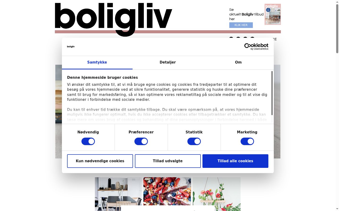Screenshot of the consent banner shown before any interaction