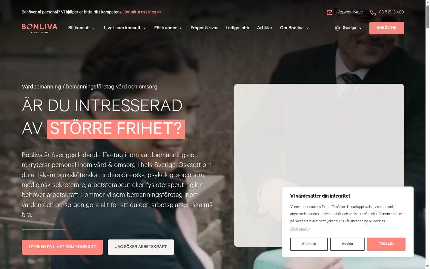 Screenshot of the consent banner shown before any interaction