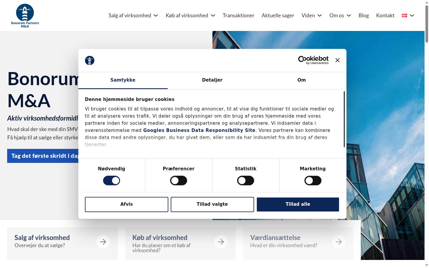 Screenshot of the consent banner shown before any interaction