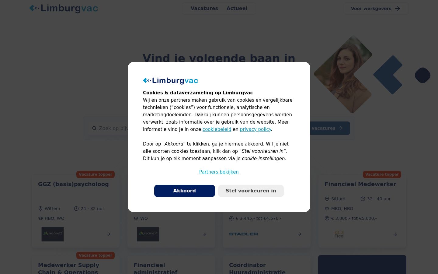 Screenshot of the consent banner shown before any interaction