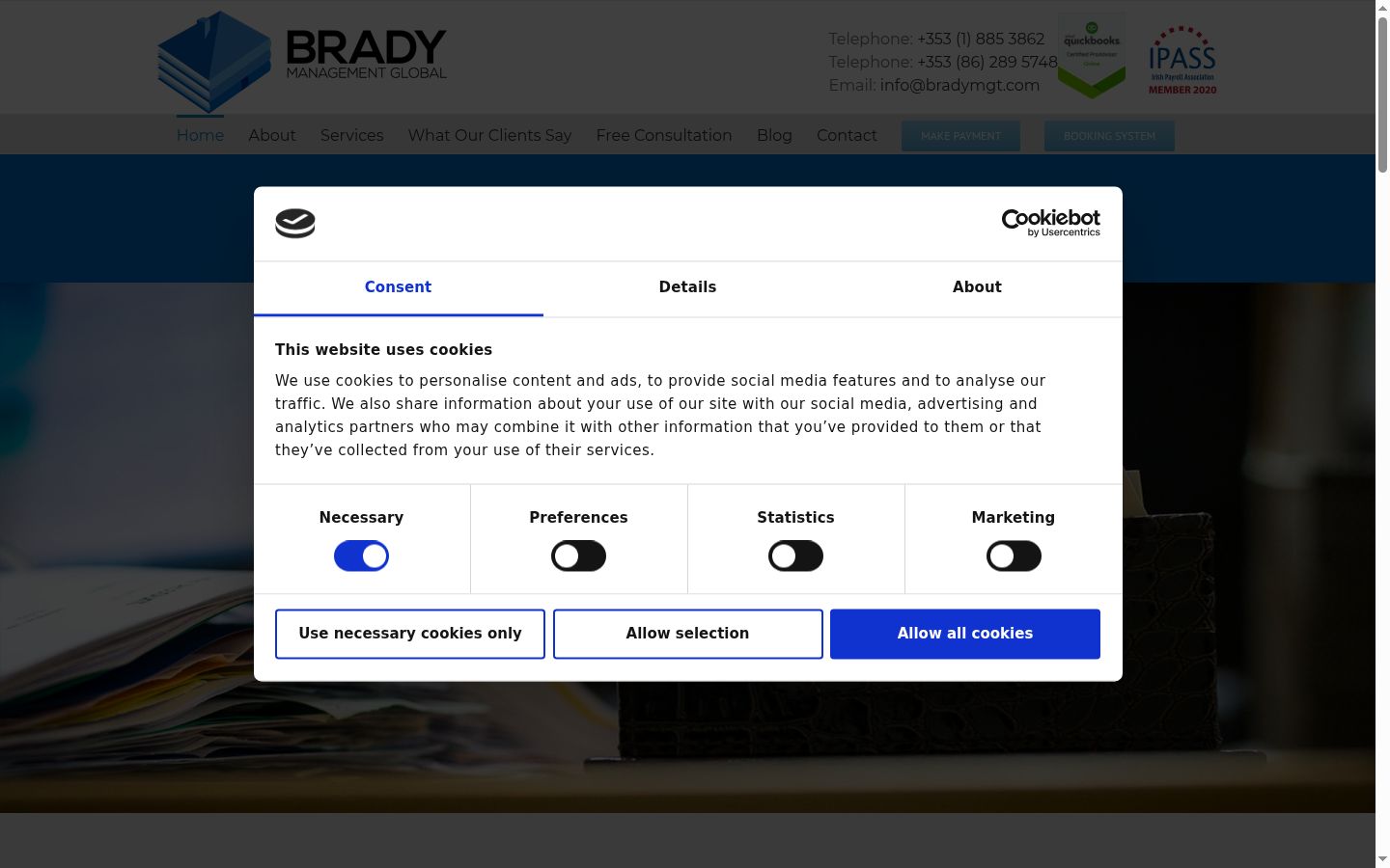 Screenshot of the consent banner shown before any interaction