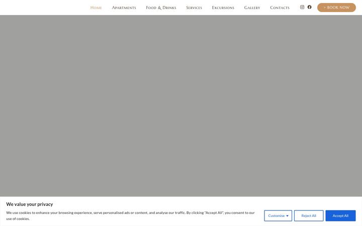 Screenshot of breezeresidence.com