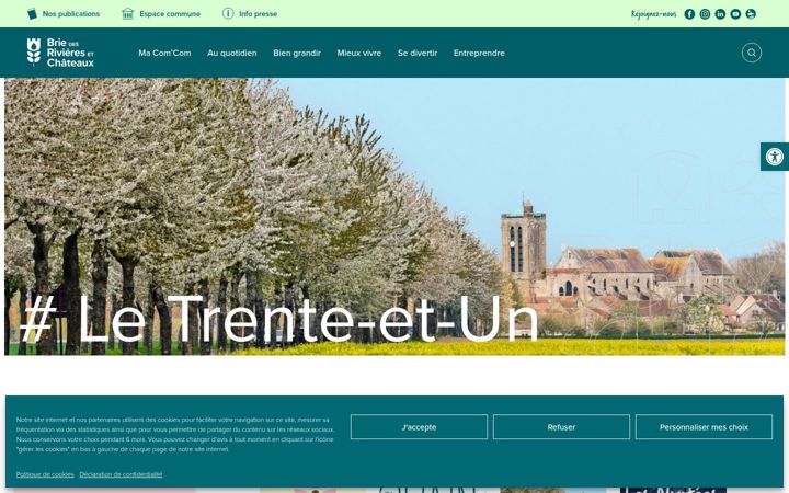 Screenshot stránky briedesrivieresetchateaux.fr