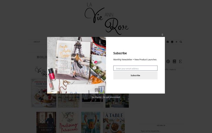 Screenshot of brightlightsparis.com