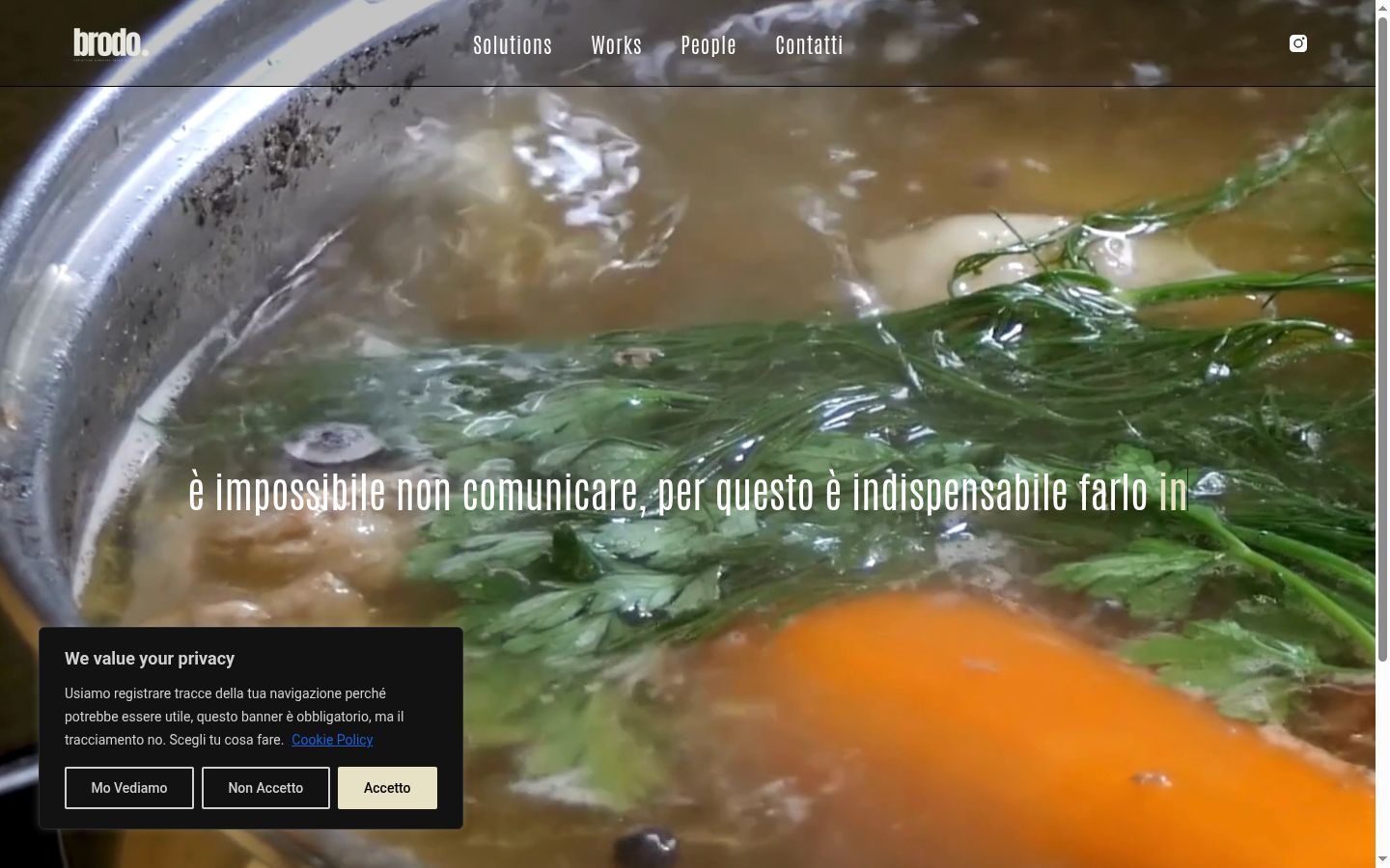 Screenshot del banner di consenso mostrato prima di qualsiasi interazione
