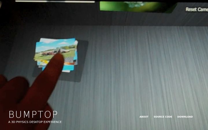 Screenshot of bumptop.com