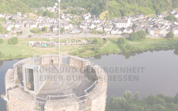 Kuvakaappaus sivustosta burgbischofstein.org
