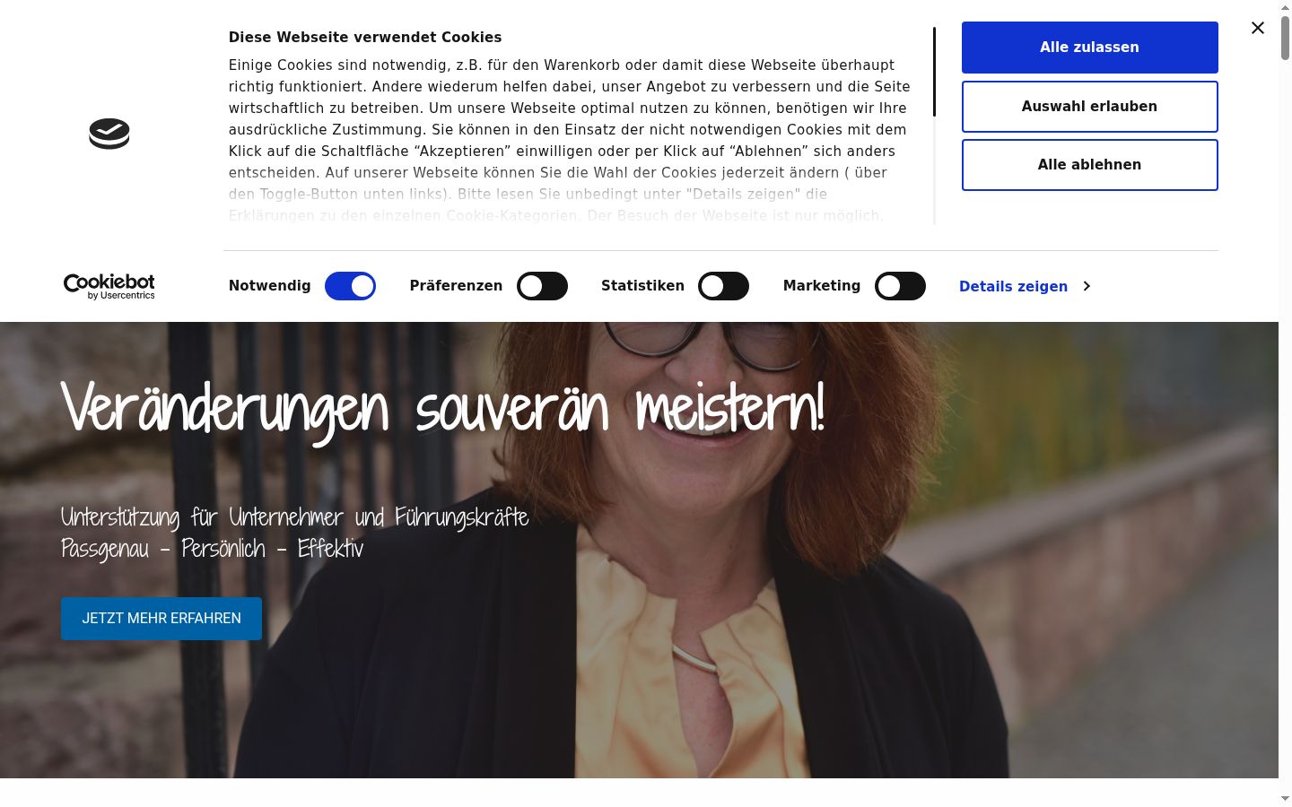 Posnetek zaslona pasice za privolitev, prikazane pred kakršno koli interakcijo