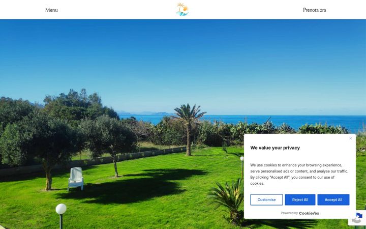 Screenshot of campofeliceholidays.com