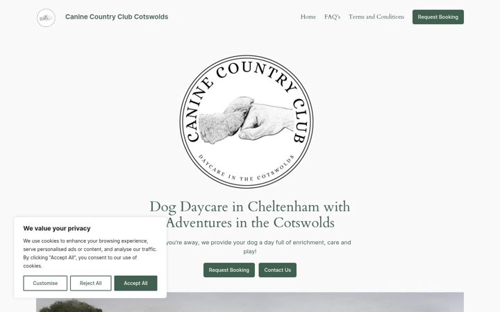Screenshot of caninecountryclubcotswolds.co.uk