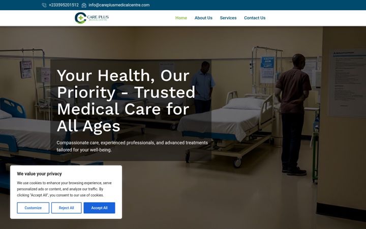 Screenshot of careplusmedicalcentre.com