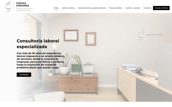 Screenshot of carmen-cuevas.com