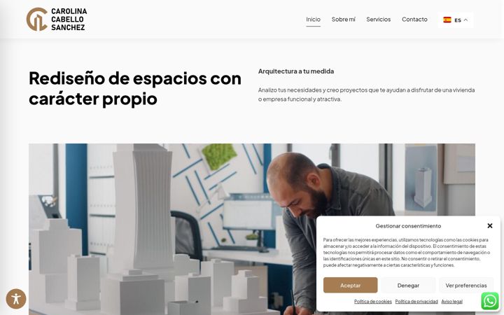 Screenshot of carolinaarquitectos.com