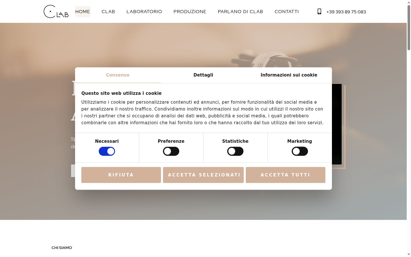 Screenshot del banner di consenso mostrato prima di qualsiasi interazione