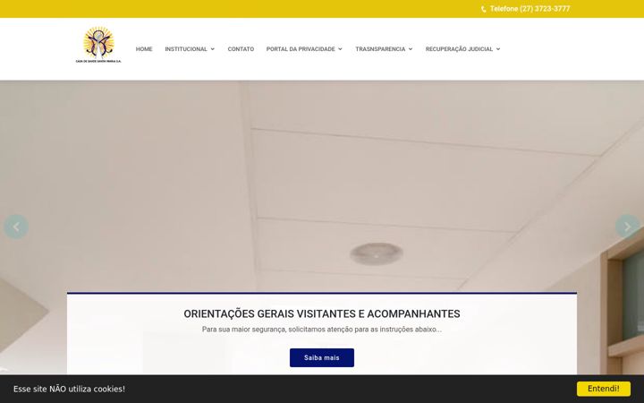 Screenshot of casadesaudesantamaria.com
