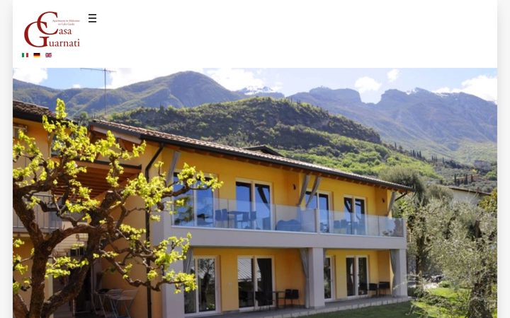Screenshot of casaguarnati.com