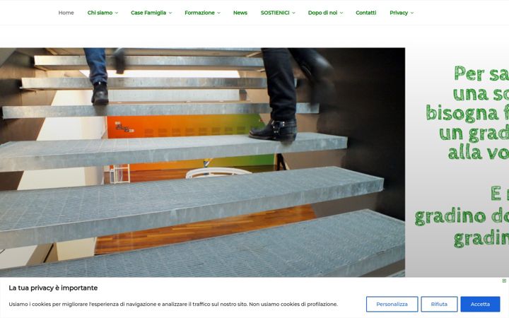 Screenshot of casaloro.it