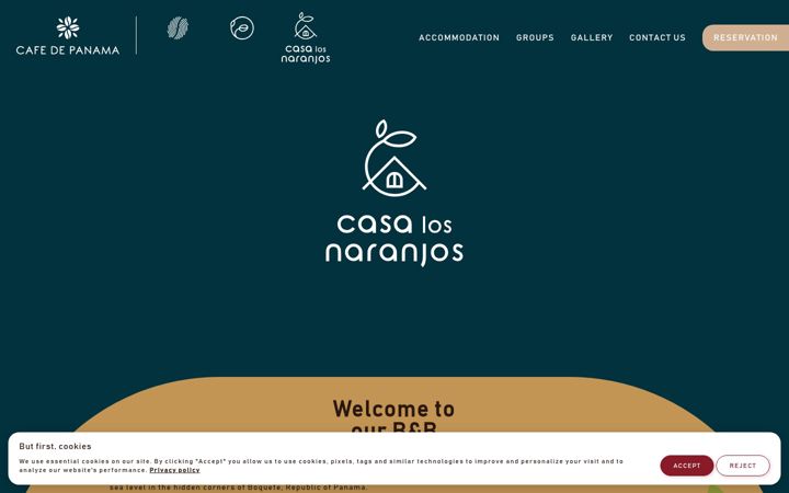 Screenshot of casalosnaranjos.com