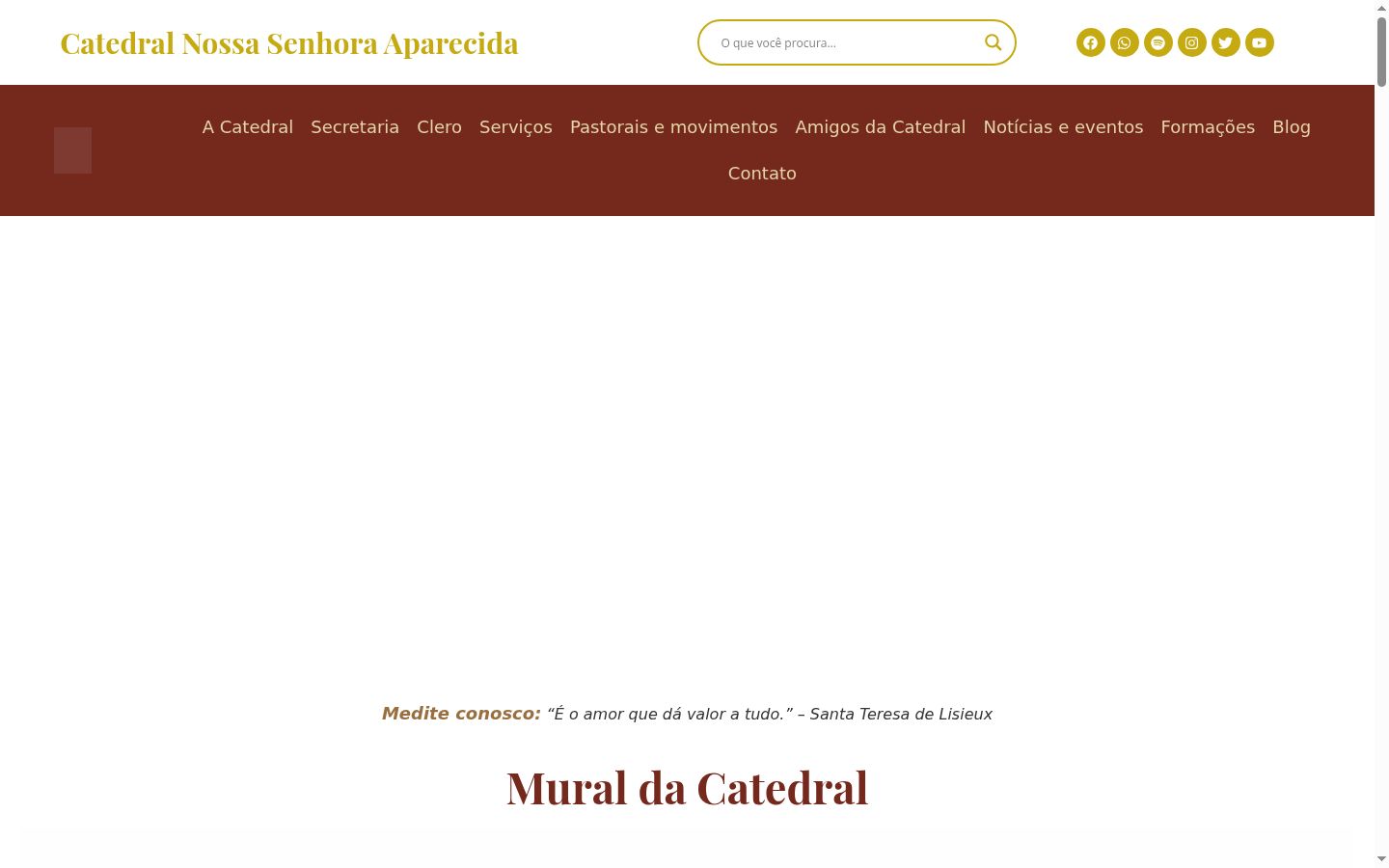 Captură de ecran a bannerului de consimțământ afișat înainte de orice interacțiune