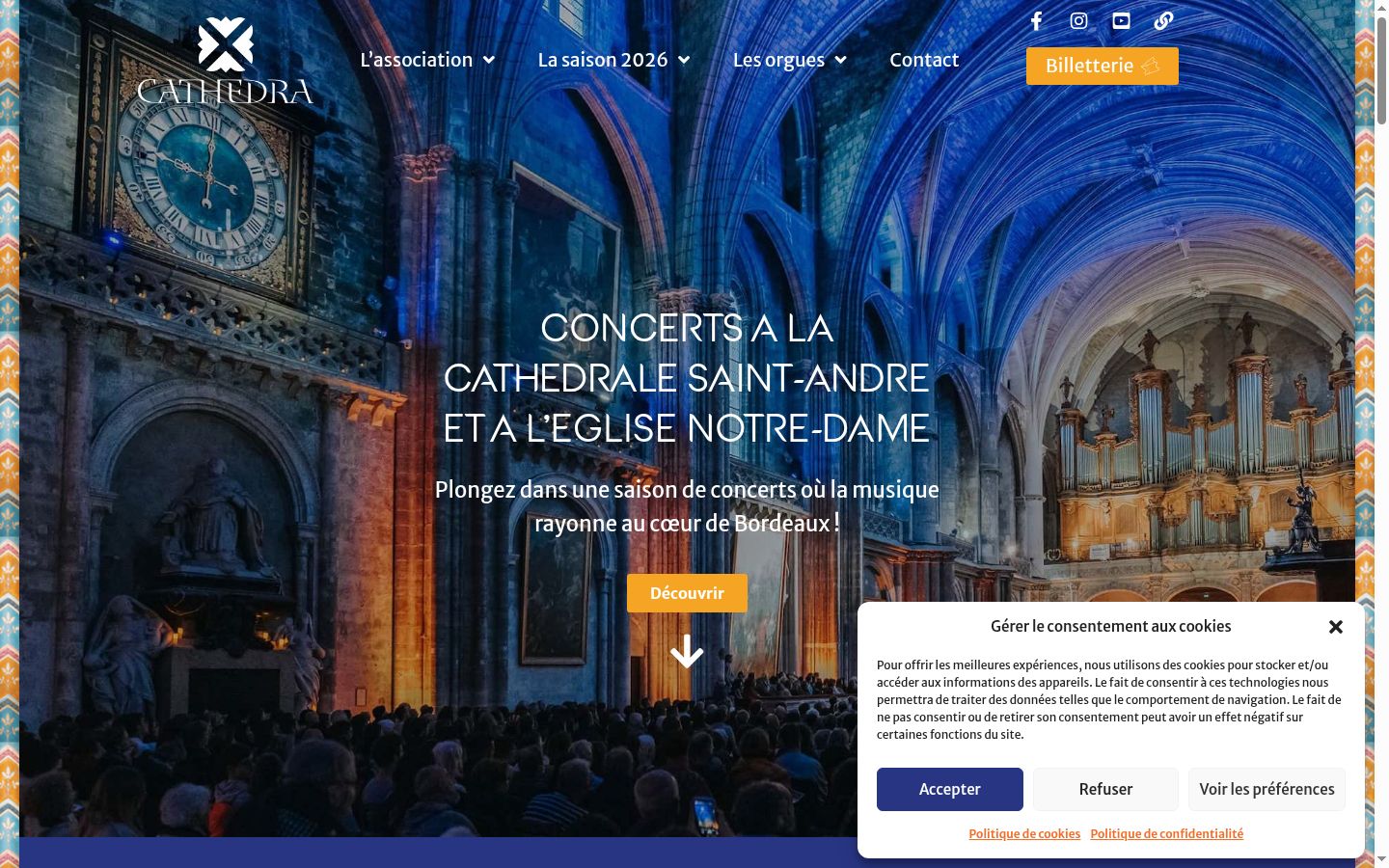 Screenshot of the consent banner shown before any interaction