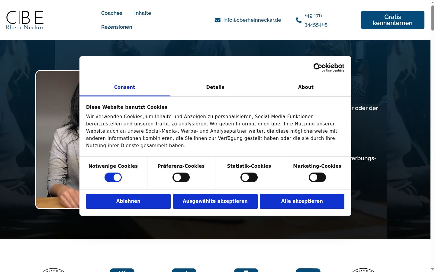 Captura de ecrã do banner de consentimento apresentado antes de qualquer interação