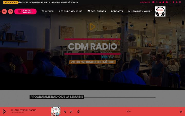 Screenshot of cdmradio.fr
