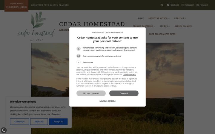 Screenshot of cedarhomestead.com