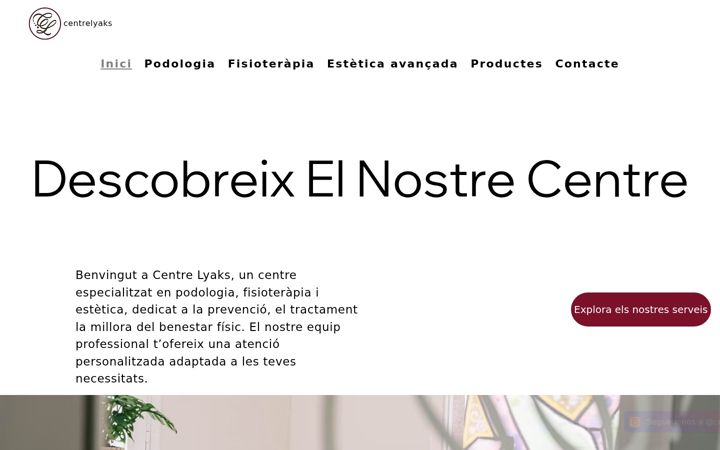 Screenshot of centrelyaks.com