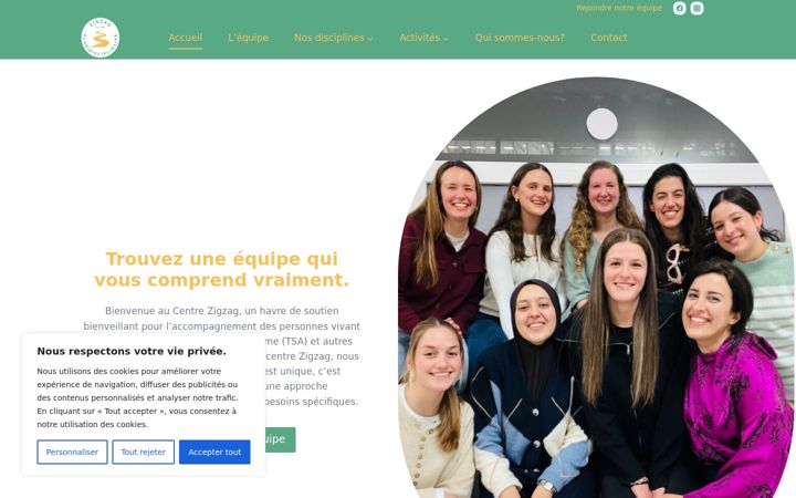Screenshot of centrezigzag.com