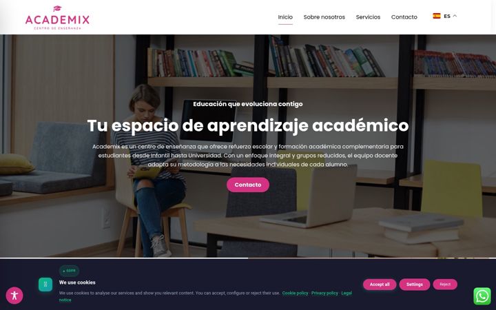 Screenshot of centroacademix.com