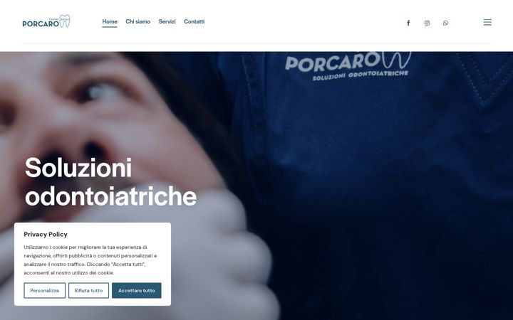 Screenshot of centrodentaleporcaro.com