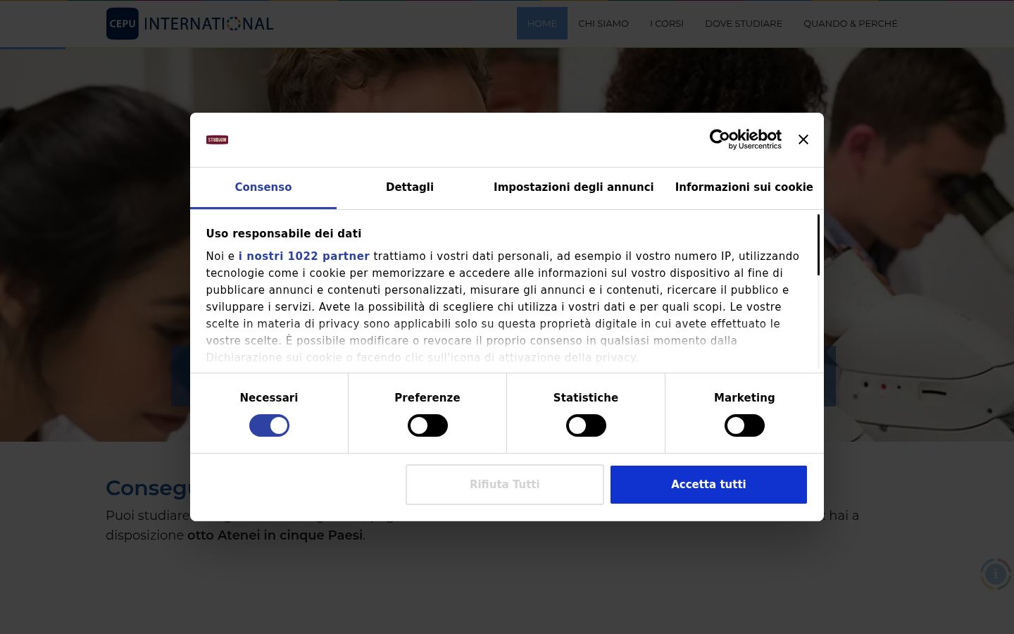 Captură de ecran a bannerului de consimțământ afișat înainte de orice interacțiune