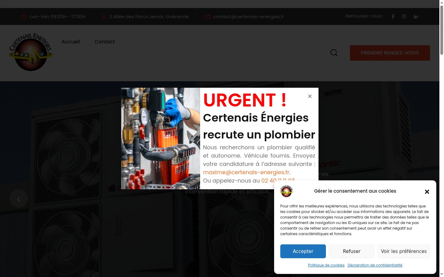 Screenshot of the consent banner shown before any interaction