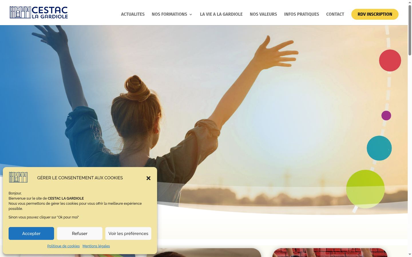 Screenshot of the consent banner shown before any interaction