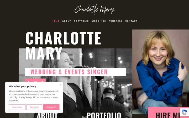 Screenshot of charlottemarysings.com