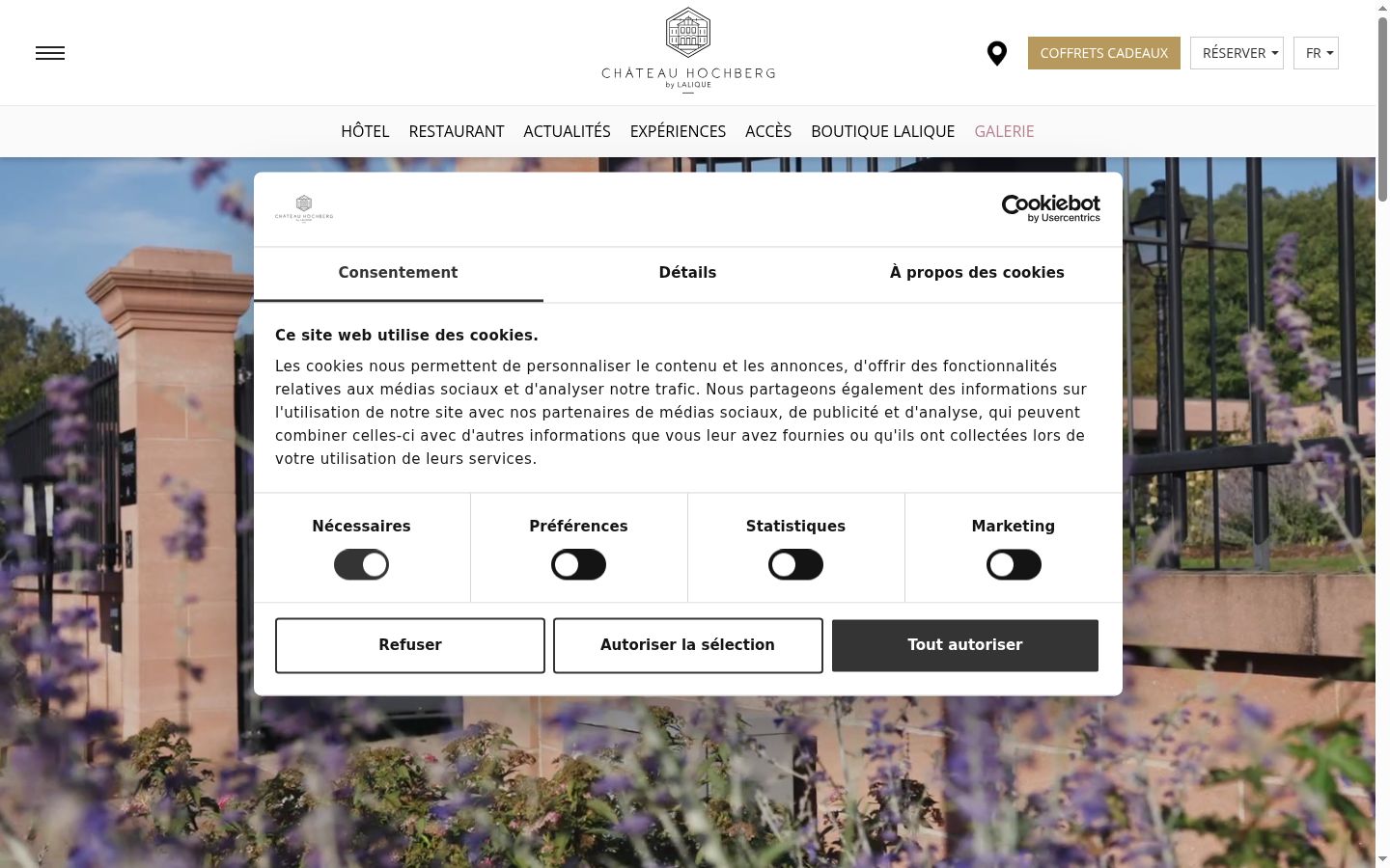 Screenshot of the consent banner shown before any interaction