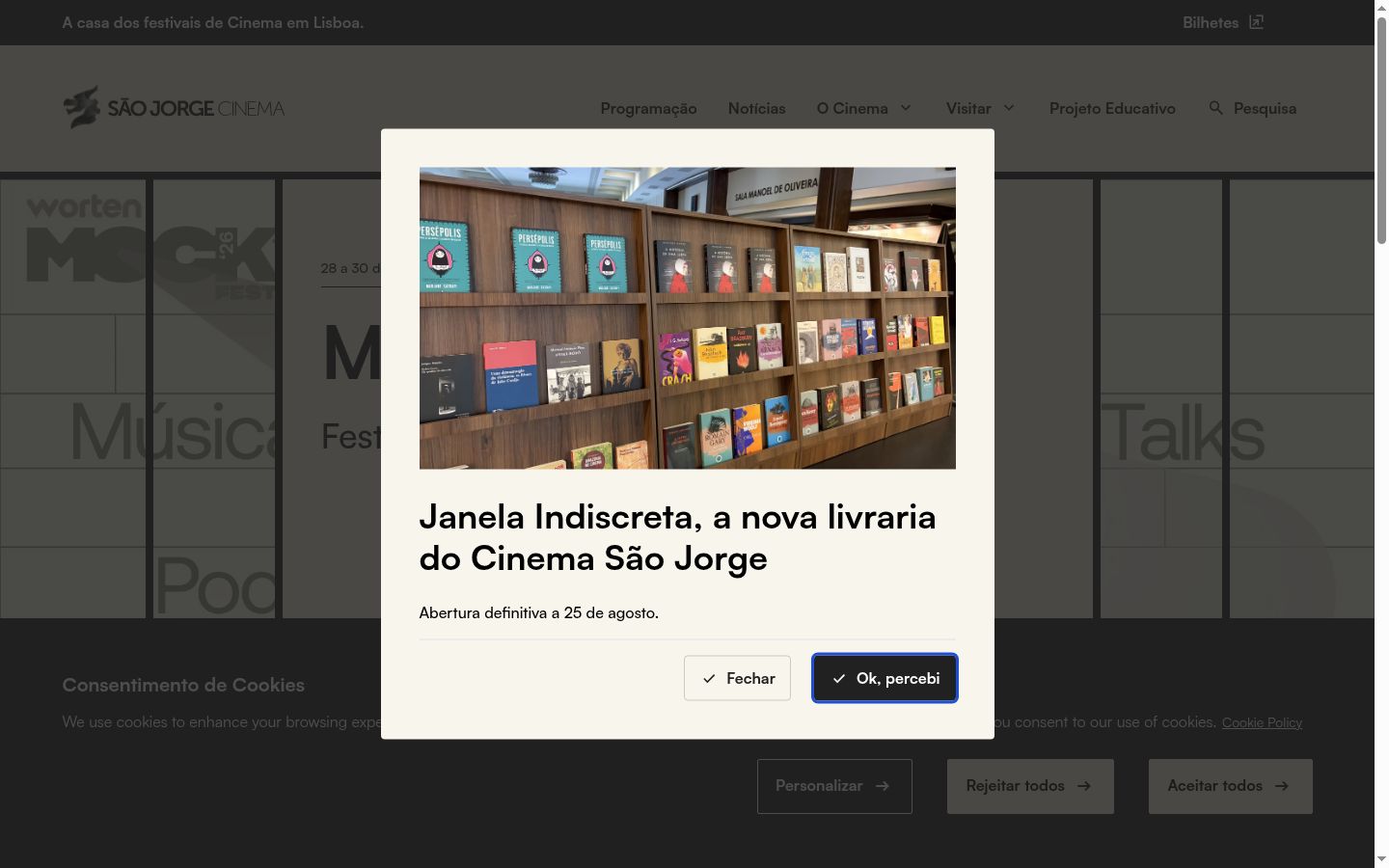 Screenshot of the consent banner shown before any interaction
