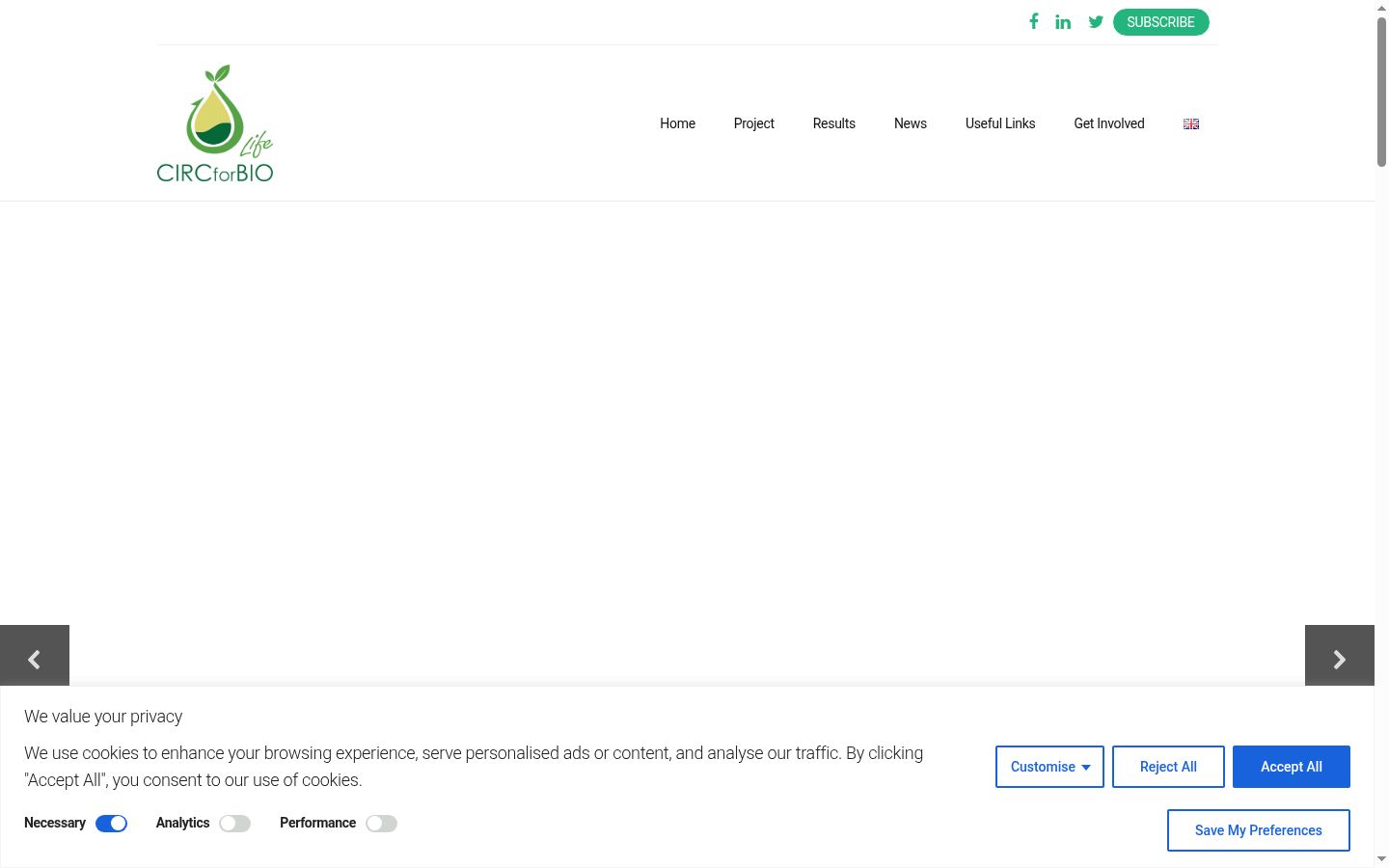 Screenshot of the consent banner shown before any interaction