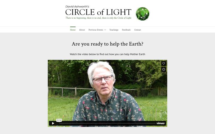 Ekrānuzņēmums no circle-of-light.uk