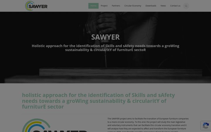 Snímek obrazovky circularfurniture-sawyer.eu