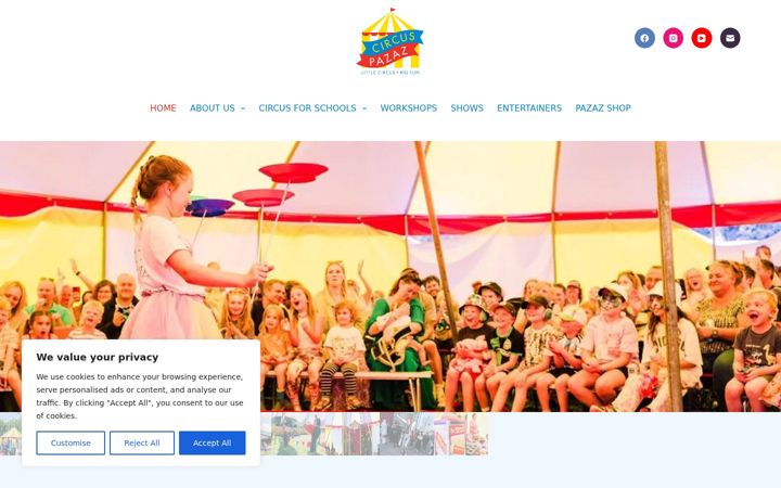 Screenshot of circuspazaz.com