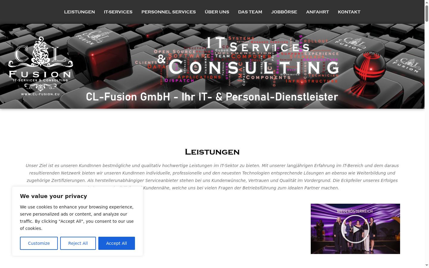 Captura de ecrã do banner de consentimento apresentado antes de qualquer interação