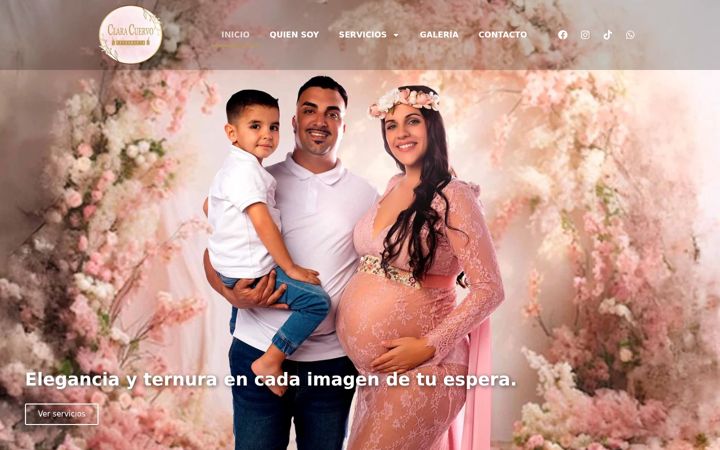 Screenshot of claracuervofotografia.com