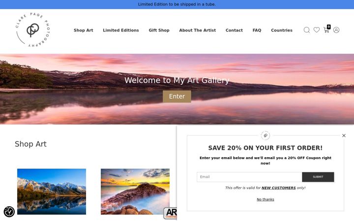Screenshot of clarepagephotography.com