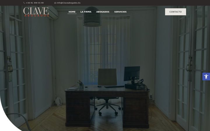 Skærmbillede af claveabogados.es