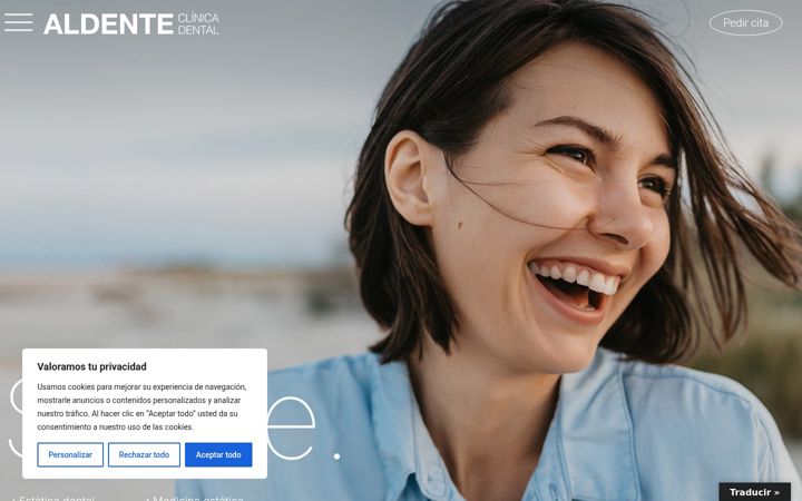 Screenshot of clinicaaldente.es